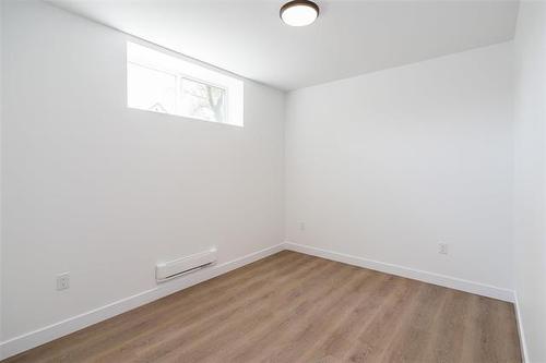 307 Victoria Ave, Winnipeg, MB 
