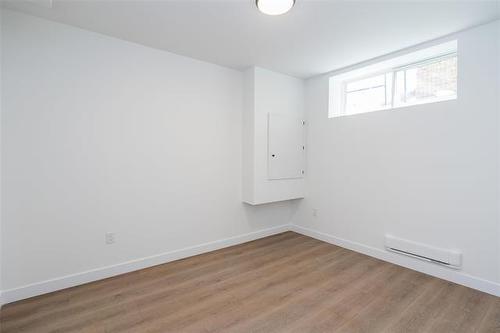 307 Victoria Ave, Winnipeg, MB 