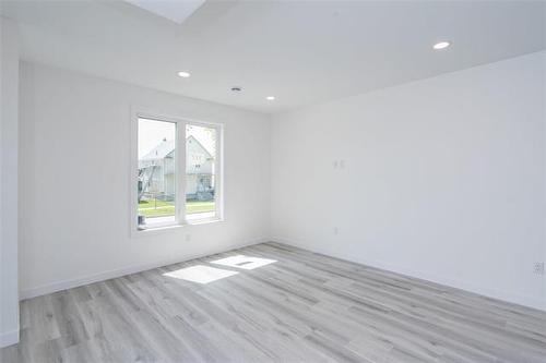 307 Victoria Ave, Winnipeg, MB 