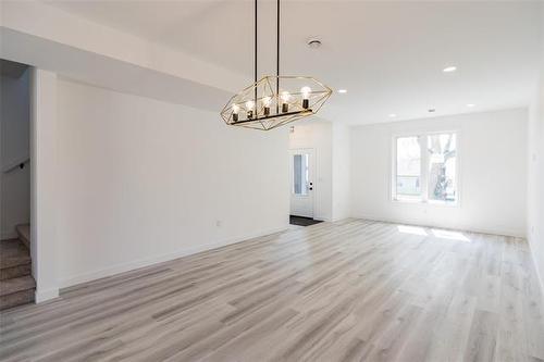 307 Victoria Ave, Winnipeg, MB 