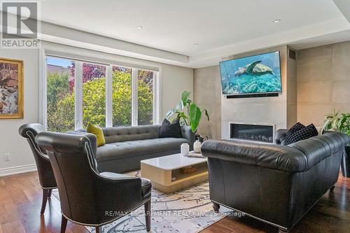 519 Hancock Way, Mississauga, ON 