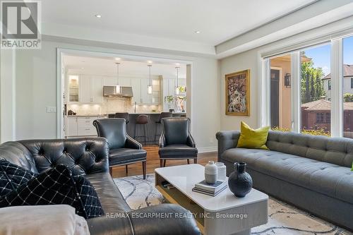 519 Hancock Way, Mississauga, ON 