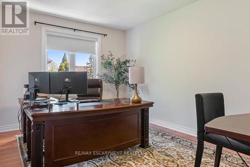 519 Hancock Way, Mississauga, ON 