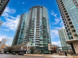 2305-373 Front Street WToronto, ON M5V 3R7