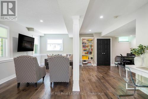 21 Marta Crescent, Barrie (Ardagh), ON - Indoor
