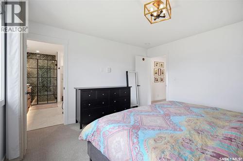 302 Chelsom Manor, Saskatoon, SK 