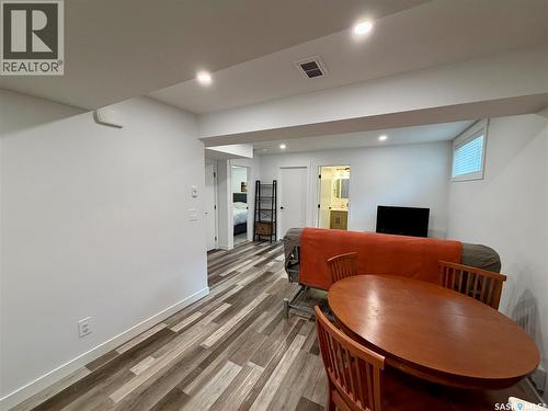 302 Chelsom Manor, Saskatoon, SK 
