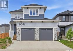 302 Chelsom MANOR  Saskatoon, SK S7V 1R3