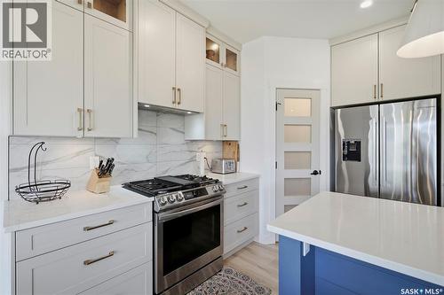 302 Chelsom Manor, Saskatoon, SK 