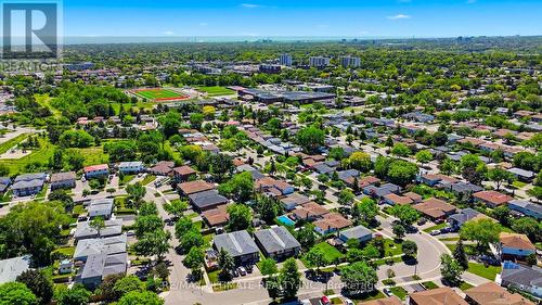 705 Eaglemount Crescent, Mississauga, ON 