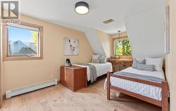 Bedroom 4 - 