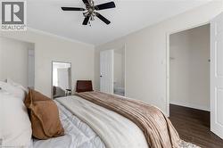 walk-in closet & 2 pc ensuite - 