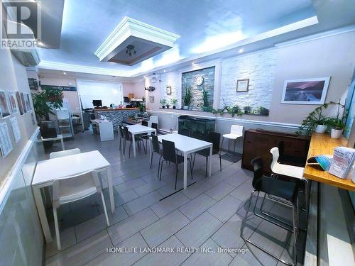941 Lakeshore Road, Mississauga, ON 