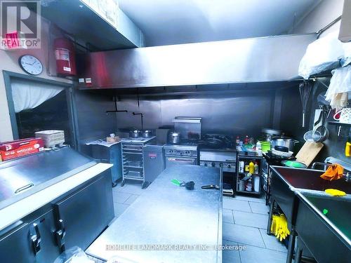 941 Lakeshore Road, Mississauga, ON 