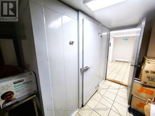 941 Lakeshore Road, Mississauga, ON 