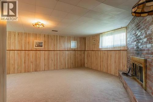 945 Thackeray Street, Warfield, BC 