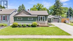 17 HUMBOLDT PARKWAY Port Colborne (Killaly East), ON L3K 2H1