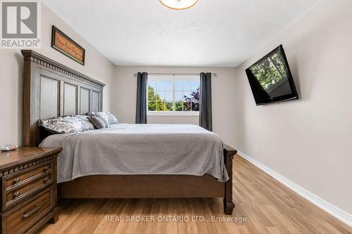 Primary Bedroom - 104 Moon Drive, Barrie, ON 