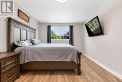 Primary Bedroom - 