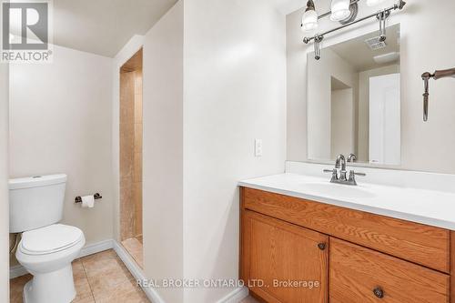 Full Bathroom - 104 Moon Drive, Barrie, ON 