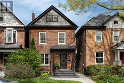 469 CLENDENAN AVENUE Toronto, ON M6P 2X7