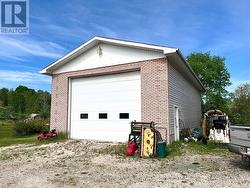 50' x '28' heated shop with concrete floor - 