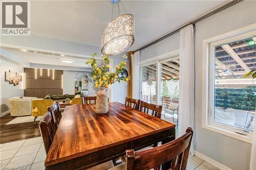 231 Falling Green Crescent, Kitchener, ON 
