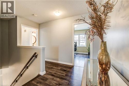 231 Falling Green Crescent, Kitchener, ON 