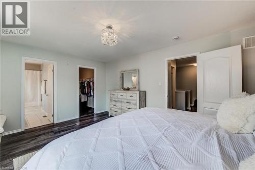 231 Falling Green Crescent, Kitchener, ON 