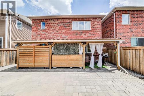 231 Falling Green Crescent, Kitchener, ON 