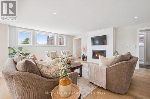 122 Ridgeview Drive, Mapleton, ON 