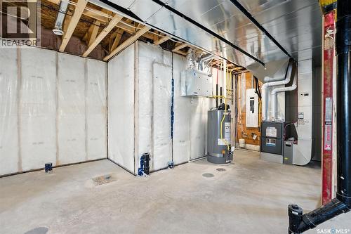 319 Woolf Bay, Saskatoon, SK 