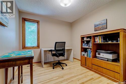 214 Par Place N, Regina, SK 