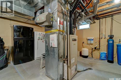 214 Par Place N, Regina, SK 