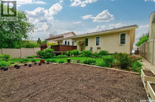 214 Par Place N, Regina, SK 