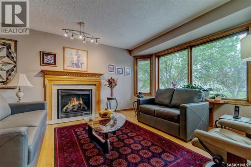 214 Par Place N, Regina, SK 
