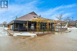 2055 DUNDAS STREET  Mississauga, ON L4X 2W1
