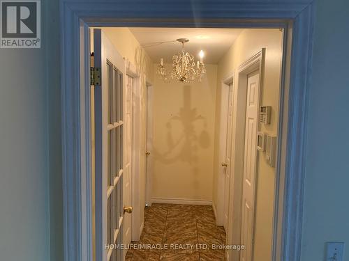 2392 ASKIN AVENUE  Windsor, ON N9E 4Y2