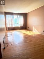 869 DOUGLAS AVENUE Pickering, ON L1W 1N5