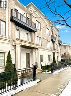 6 MILDRED TEMPLE WAY Markham, ON L3R 4Z7