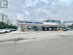 7 - 7077 BATHURST STREET Vaughan, ON L4J 2J6