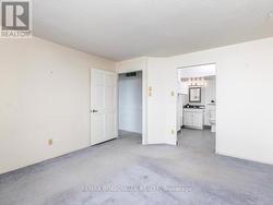 Primary Bedroom w/ wheel-chair accessible  ensuite - 