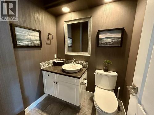 3911 Lakevale Place, Kelowna, BC 