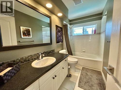 3911 Lakevale Place, Kelowna, BC 