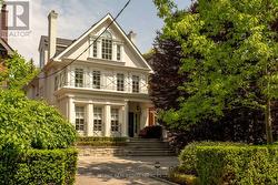 80 BINSCARTH ROAD  Toronto, ON M4W 1Y4