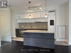 405 - 8 MERCER STREET Toronto, ON M5V 0C4