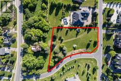 16 CHARLES COOPER COURT  Vaughan, ON L0J 1C0