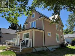 301 3rd STREET S Weyburn, SK S4H 2C5