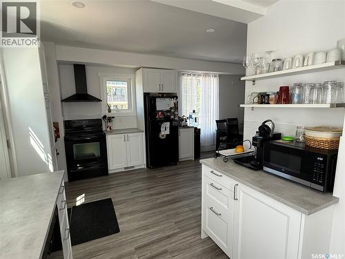 301 3Rd Street S, Weyburn, SK 