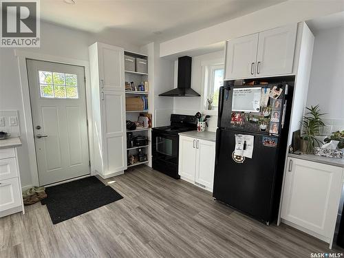 301 3Rd Street S, Weyburn, SK 
